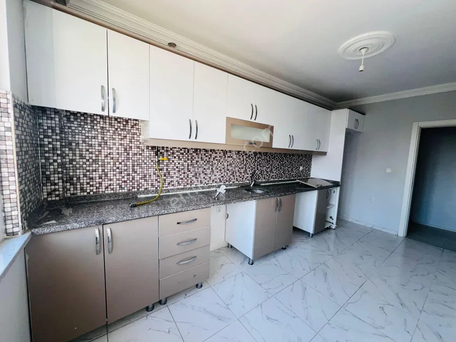 Süpürgelik Altı Su Sızıntısı Onarımı