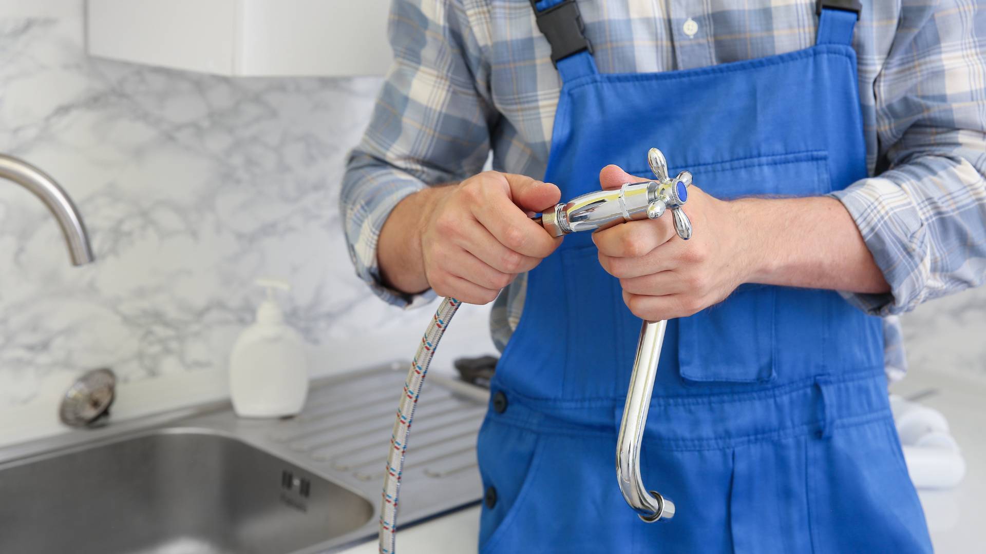 Lavabo Altı Su Kaçağı Onarımı